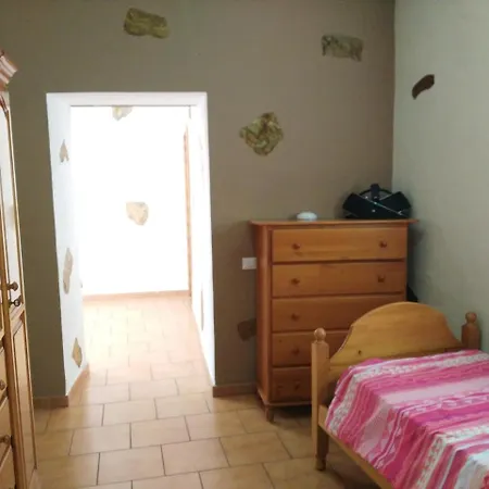 Chalet Ruta San Roque And Pool Holiday home