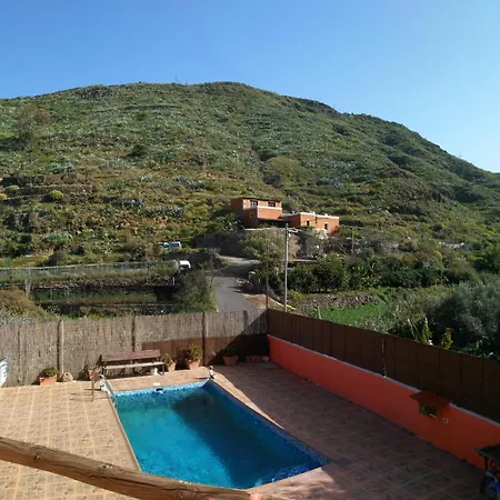 Chalet Ruta San Roque And Pool Holiday home *